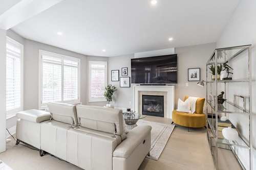 Vacant staging Oakville